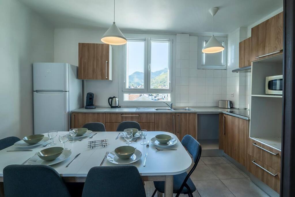 דירות Le Grand Cosy - Lourdes - Proche מראה חיצוני תמונה