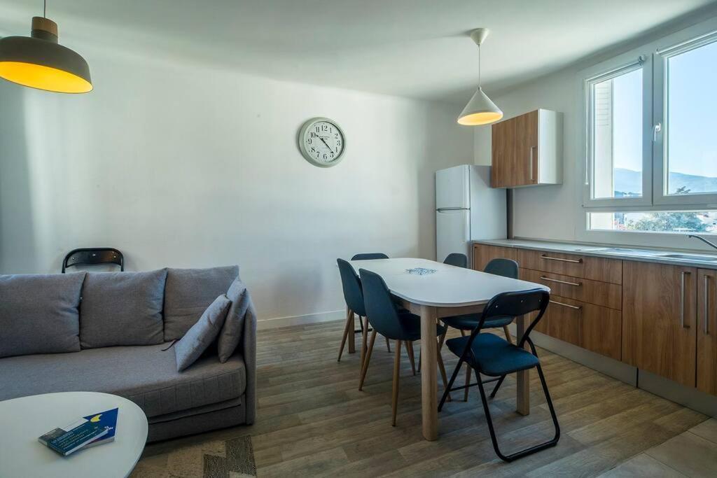 דירות Le Grand Cosy - Lourdes - Proche מראה חיצוני תמונה